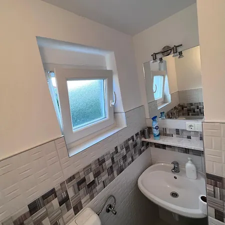 Old And Cute Renovated House 100m From The Sea Apartment